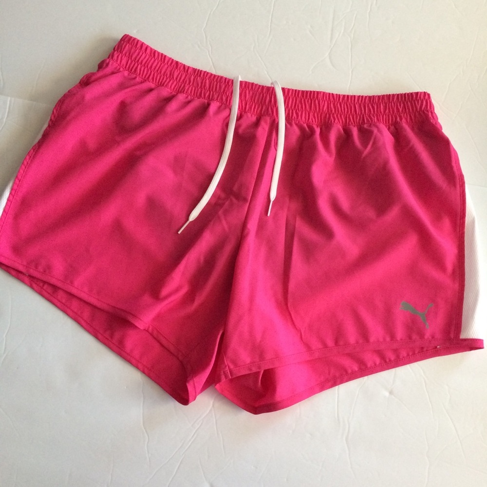Puma hot pink workout shorts - Picture 2 of 7